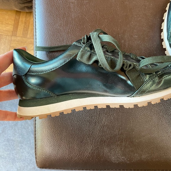 Tory Burch Sport Ruffle Trainer - Picture 3 of 4